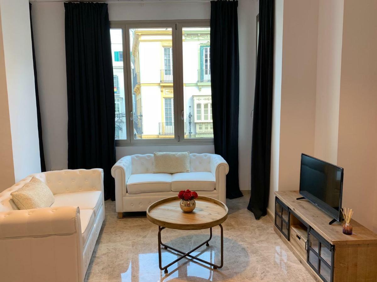 Apartamentos Arc Felix Saenz 2 2 Málaga Buitenkant foto